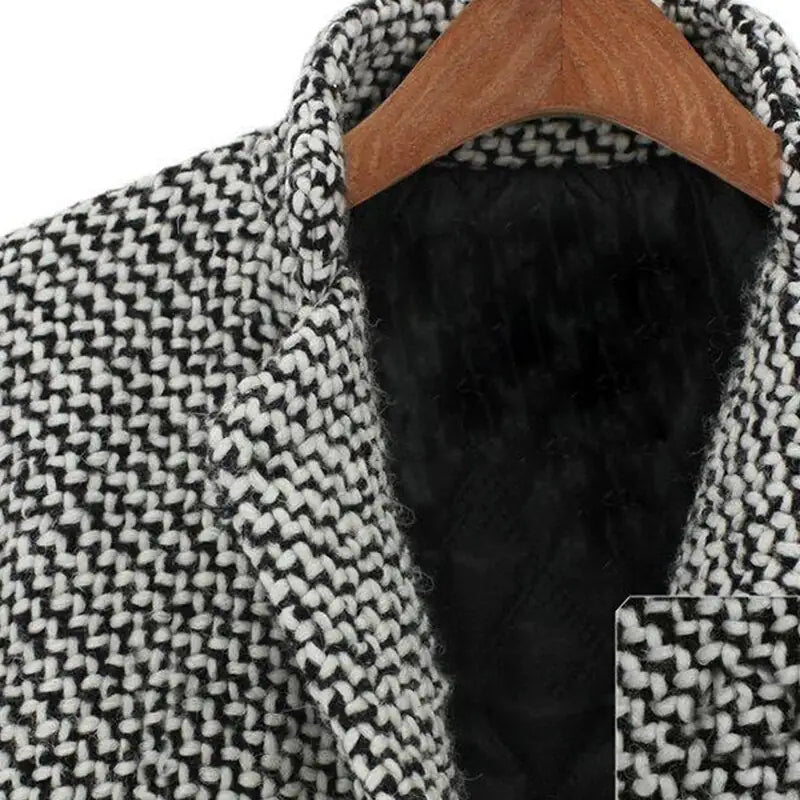 Amara | Long Wool-Blend Coat with Single-Button Closure for Women