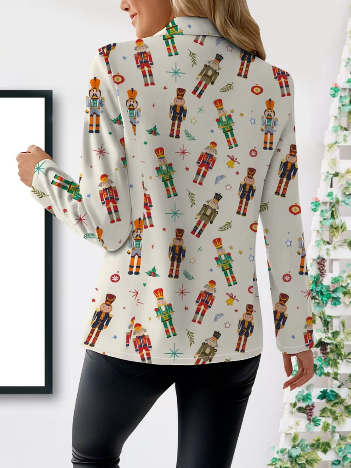Vivenne | Nutcracker Print Single-Button Blazer for Women